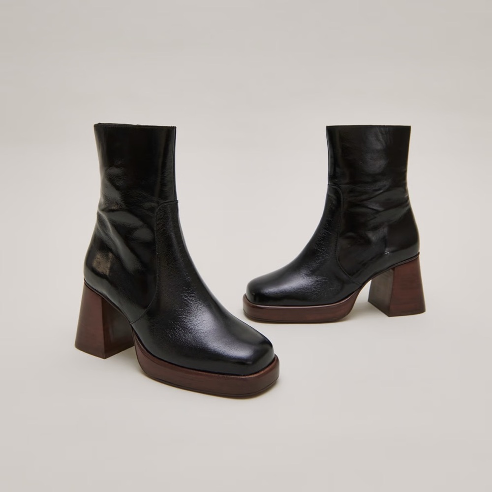 Two tone Jonak platform boots NWT